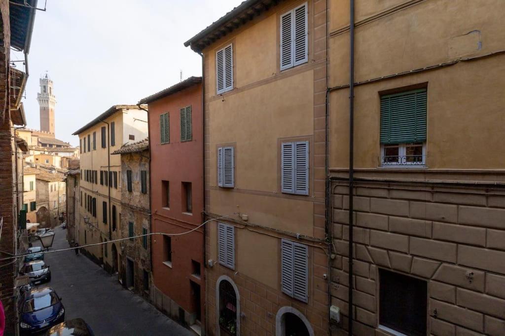 Casa Onda - Nel Cuore Della Contrada Siena Exterior photo
